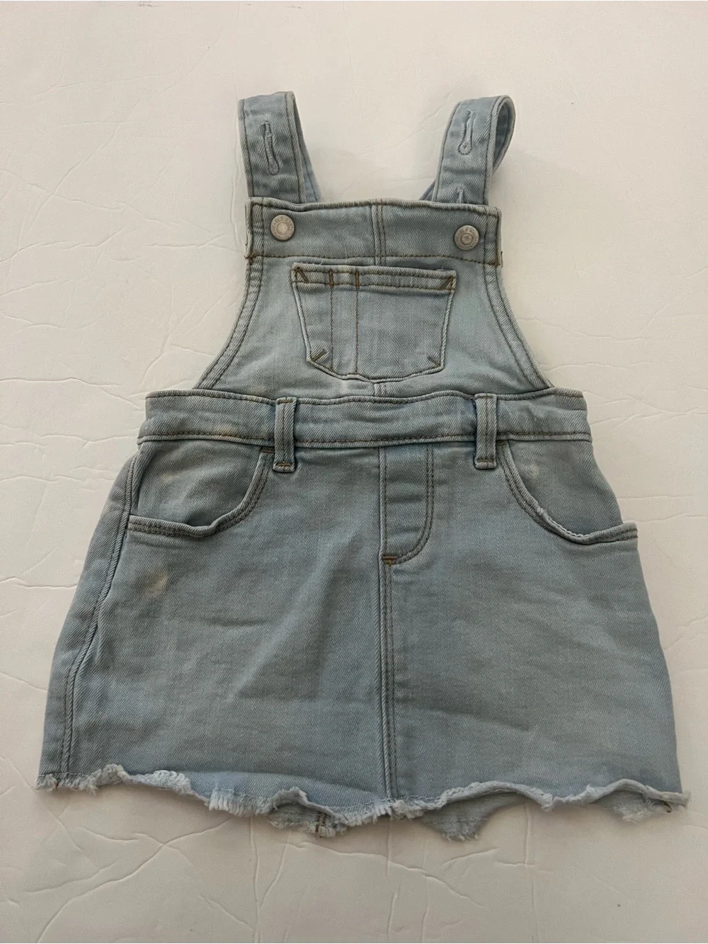 12-18m Girl Toddler light blue denim overall Skirt,  NWOT, Old Navy